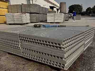 Finished FRP grating panels prepared for export.